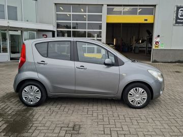 Opel Agila